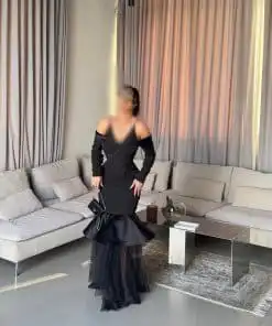 فستان سهرة أسود فاخر بقصة حورية وكورسيه أنيق