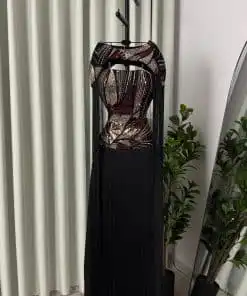 فستان سهرة أسود طويل بتوب ترتر وشراشيب