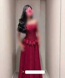 فستان سهرة عنابي بليسيه بتوب مطرز