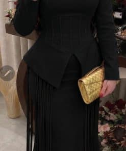 فستان سهرة أسود محتشم
