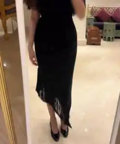 فستان سهرة أسود ميدي بشراشيب
