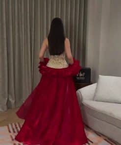 Alternative view of فستان سهرة بيج فاخر بتطريز كريستال وأحجار حمراء