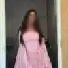 فستان سهرة وردي طويل بكورسيه مطرز وأكمام شيفون منسدلة