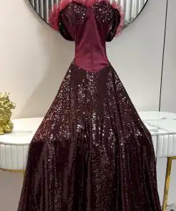 Alternative view of فستان سهرة عنابي بكورسيه وتنورة ترتر منفوشة