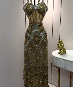 Alternative view of فستان سهرة ذهبي فاخر مرصع بالترتر والكريستال