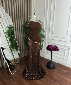 Alternative view of فستان سهرة بني طويل بقصة حورية البحر