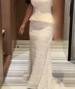 فستان سهرة أبيض طويل  بتصميم حورية البحر