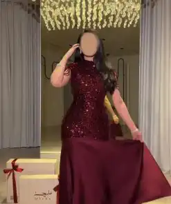 فستان سهرة عنابي طويل وأكمام قصيرة