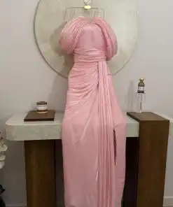 Alternative view of فستان سهرة لحمي لامع بكسرات وتصميم اوف شولدر أكتاف مكشوفة