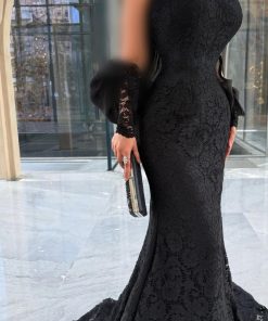 اللون العنابي والأسودفستان سهرة دانتيل فاخر بقصة سمكة وأكمام شيفون منفصلة
