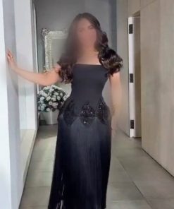 فستان سهرة أسود طويل بتصميم شراشيب وأشكال هندسية مطرزة